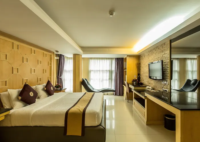Upar Sukhumvit 11 Nana 3*