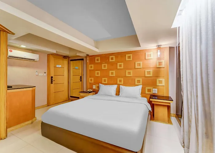 Upar Sukhumvit 11 Nana Hotel 3*
