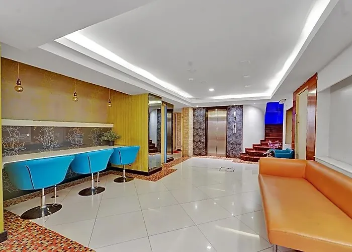 Hotel Upar Sukhumvit 11 Nana 3*