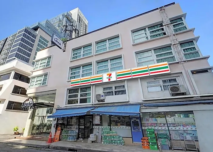 Upar Sukhumvit 11 Nana Bangkok